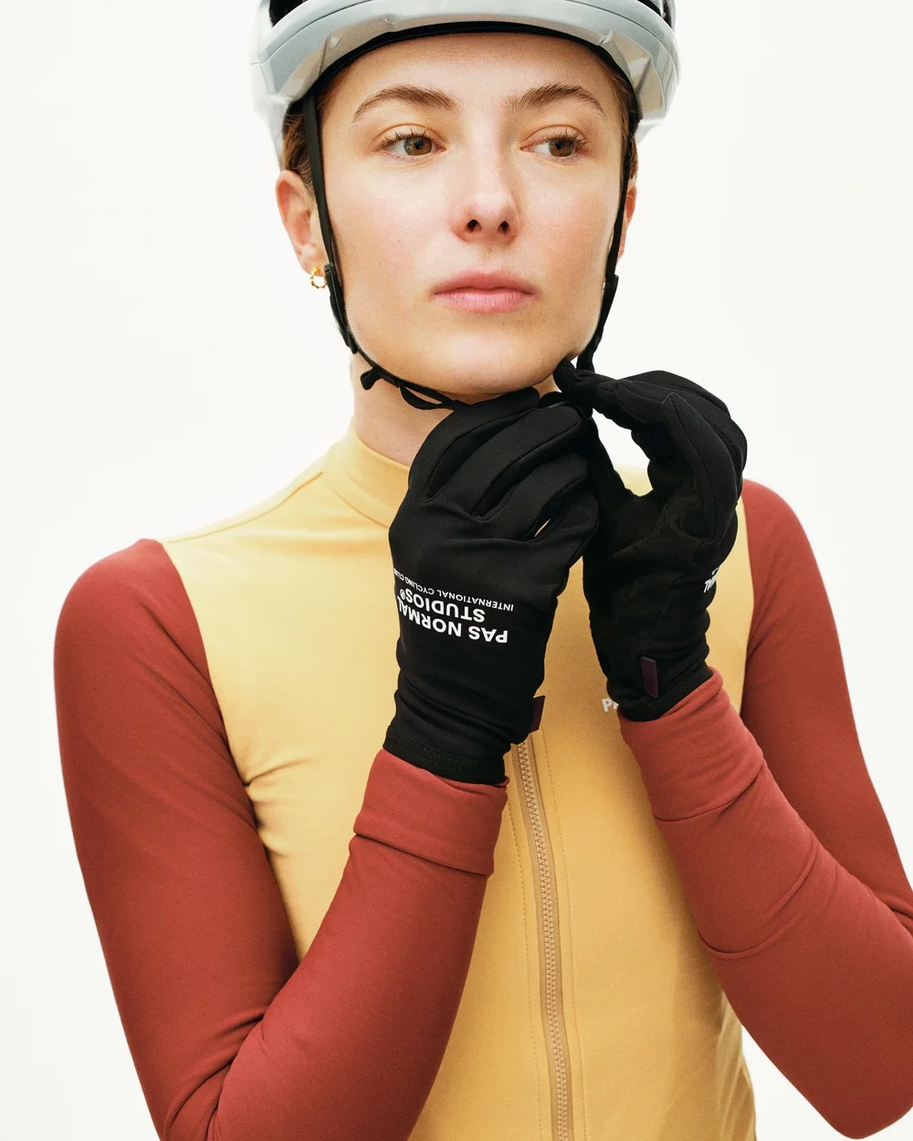 PAS NORMAL STUDIOS Logo Transition Glove Black — Cycle Store Zurich